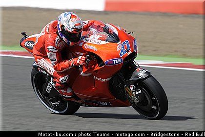 motogp_stoner_11_angleterre_2010.JPG