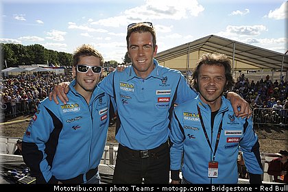 motogp_suzuki_1_angleterre_2010.jpg