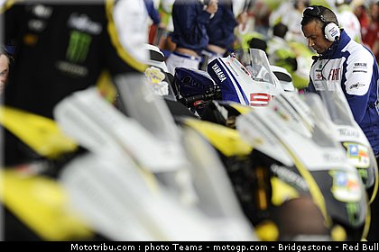 motogp_yamaha_angleterre_2010.jpg