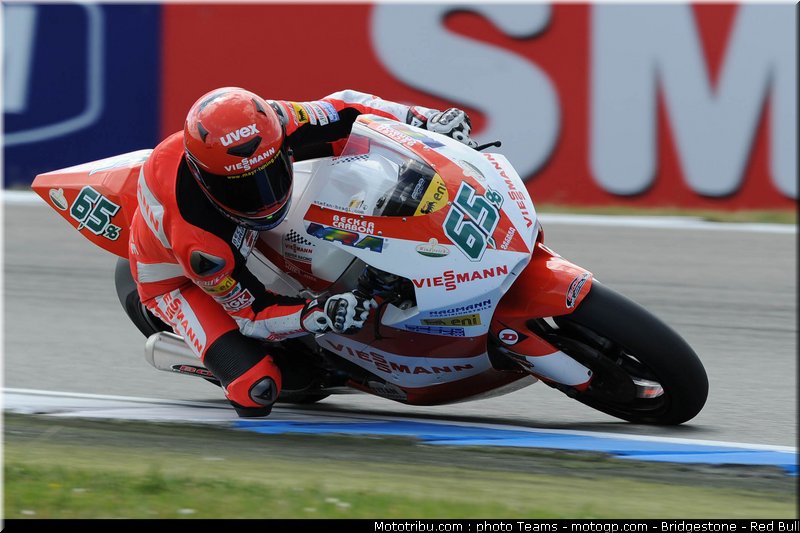 moto2_bradl_06_paysbas_2010