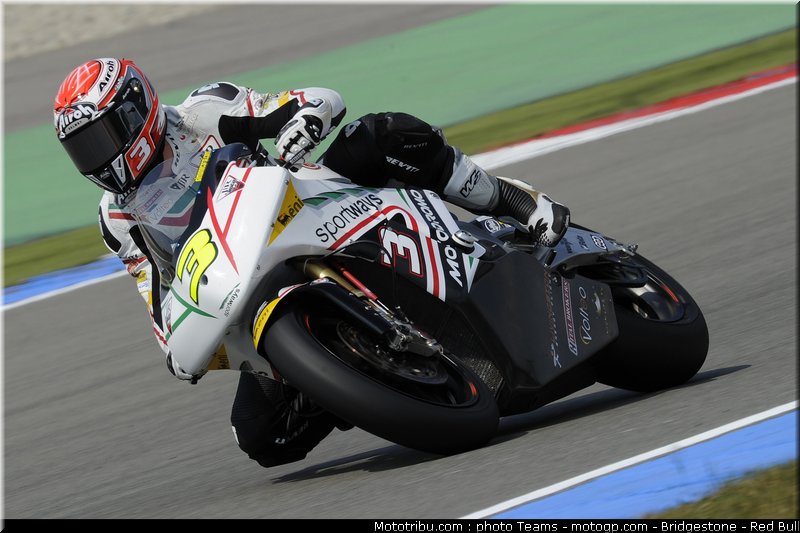 moto2_corsi_paysbas_2010