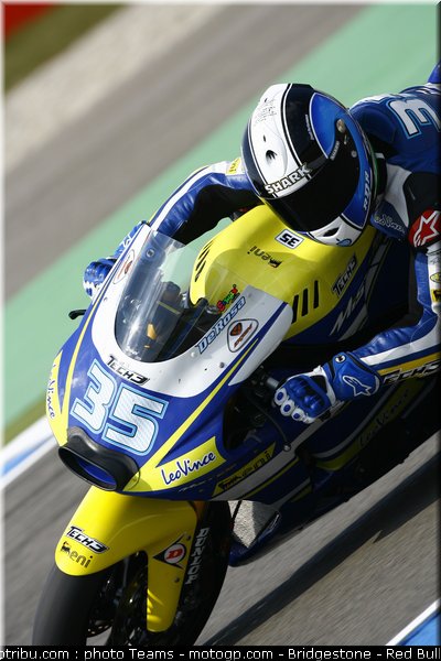 moto2_derosa_06_paysbas_2010