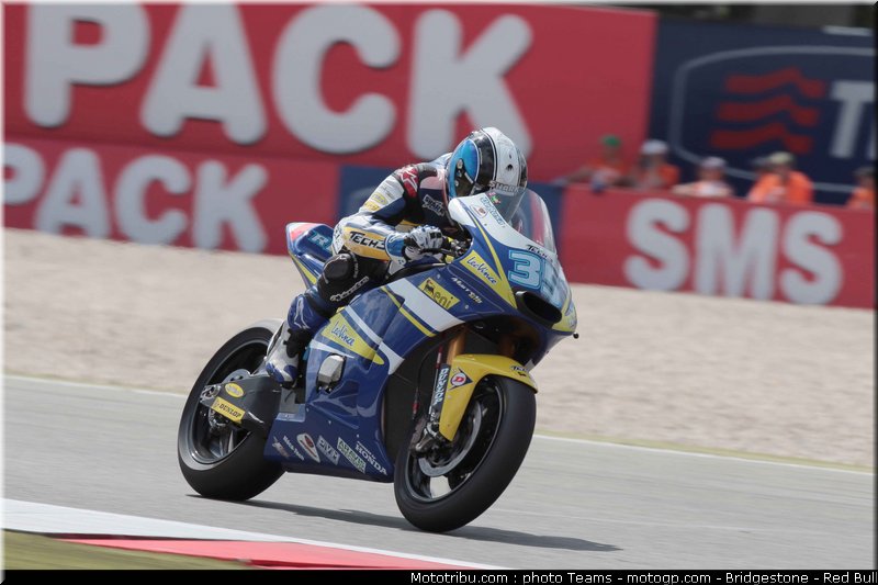 moto2_derosa_11_paysbas_2010
