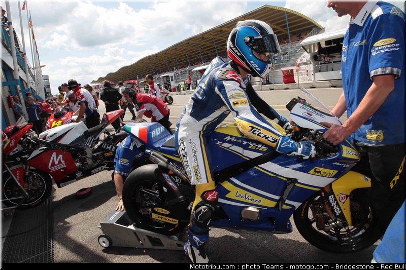 moto2_derosa_12_paysbas_2010