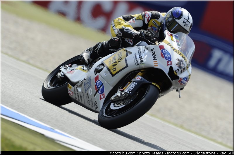 moto2_luthi_2_paysbas_2010