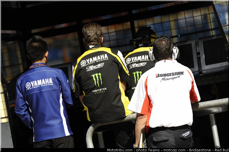 motogp_bridgestone_05_paysbas_2010