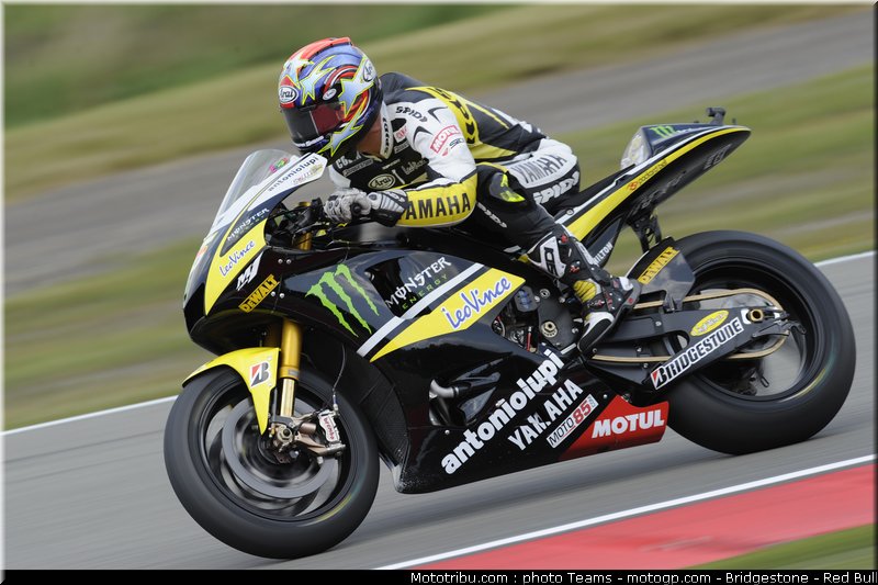 motogp_edwards_10_paysbas_2010