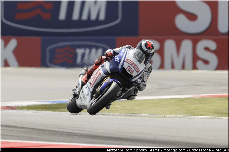 motogp_lorenzo_01_paysbas_2010