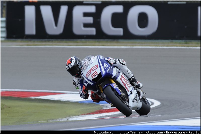 motogp_lorenzo_09_paysbas_2010