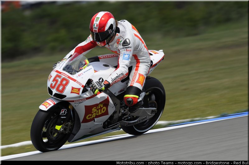 motogp_simoncelli_03_paysbas_2010