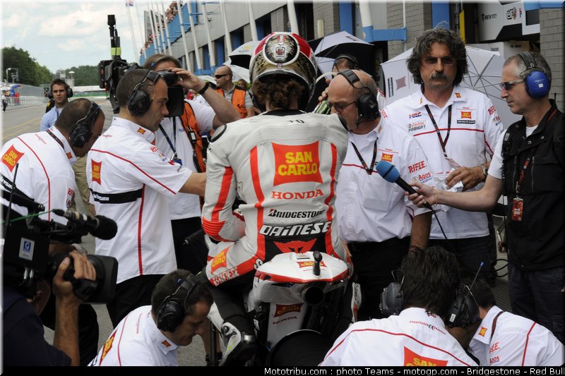 motogp_simoncelli_14_paysbas_2010