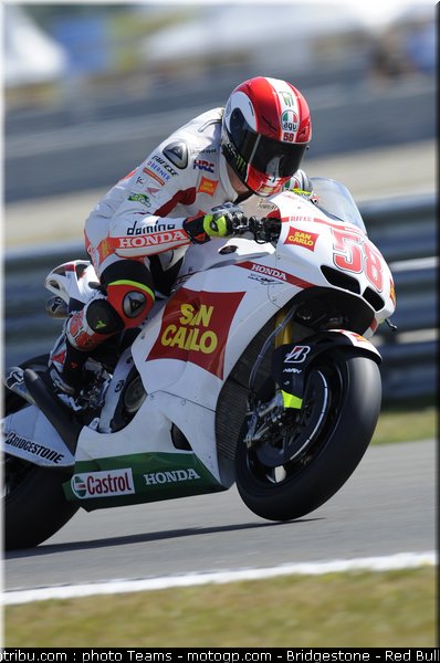 motogp_simoncelli_26_paysbas_2010