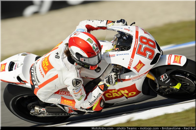 motogp_simoncelli_37_paysbas_2010