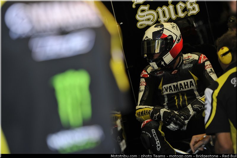 motogp_spies_09_paysbas_2010