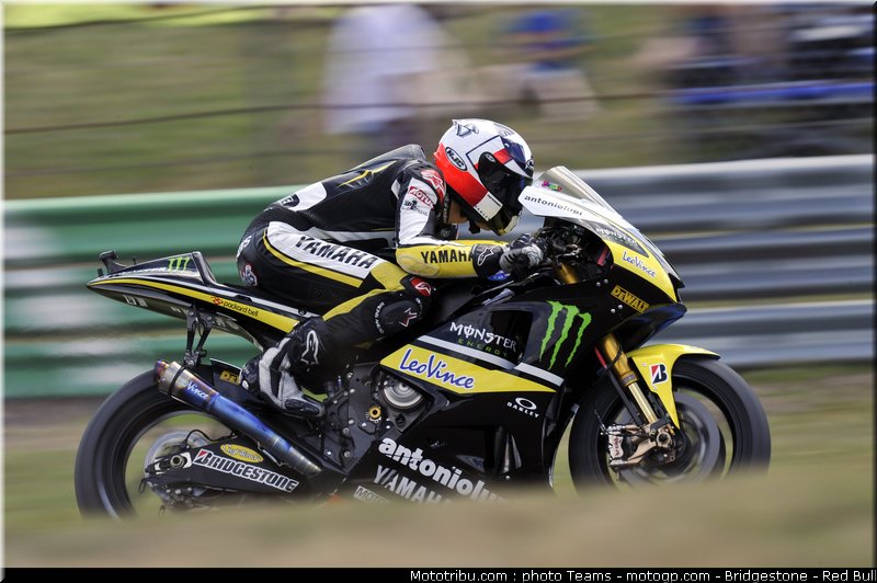 motogp_spies_17_paysbas_2010
