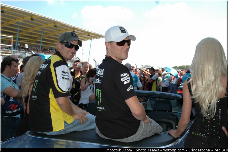 motogp_tech3_1_paysbas_2010