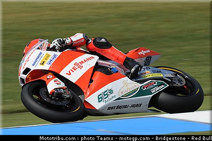 moto2_bradl_11_paysbas_2010.jpg