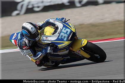 moto2_derosa_10_paysbas_2010.jpg