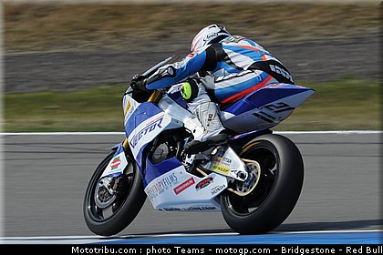 moto2_leonov_9_paysbas_2010.jpg