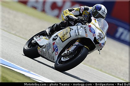 moto2_luthi_2_paysbas_2010.jpg