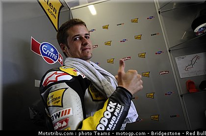 moto2_luthi_7_paysbas_2010.jpg