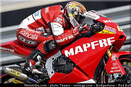moto2_simon_7_paysbas_2010.jpg