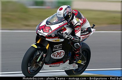 moto2_tomizawa_2_paysbas_2010.jpg