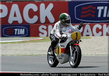 motogp_agostini_6_paysbas_2010.jpg
