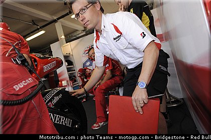 motogp_bridgestone_06_paysbas_2010.jpg