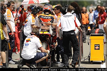 motogp_bridgestone_10_paysbas_2010.jpg