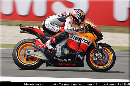 motogp_dovizioso_03_paysbas_2010.jpg