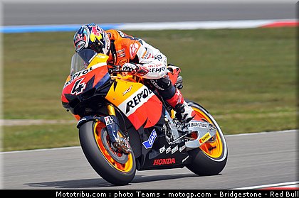 motogp_dovizioso_09_paysbas_2010.jpg