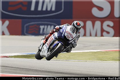 motogp_lorenzo_01_paysbas_2010.jpg