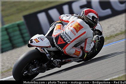 motogp_simoncelli_16_paysbas_2010.jpg