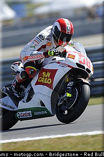 motogp_simoncelli_26_paysbas_2010.jpg