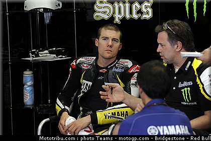 motogp_spies_13_paysbas_2010.jpg