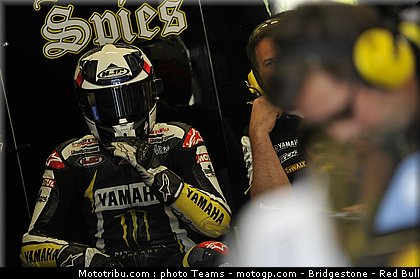 motogp_spies_15_paysbas_2010.jpg