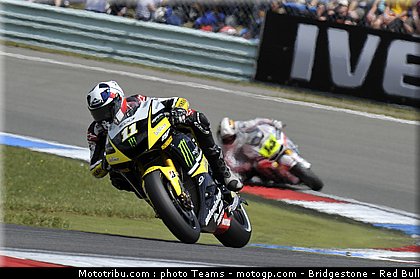 motogp_spies_28_paysbas_2010.jpg