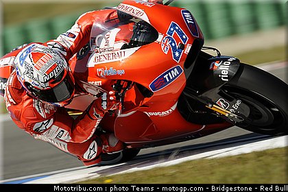 motogp_stoner_02_paysbas_2010.jpg