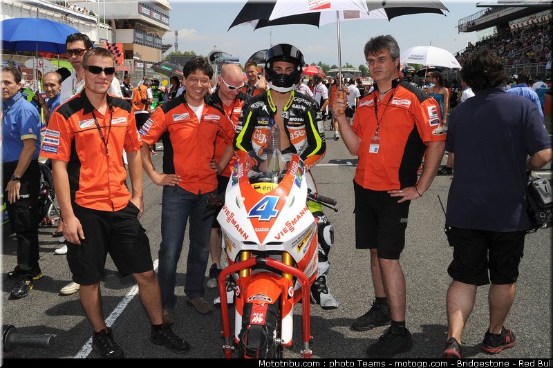 moto2_cardus_1_catalogne_2010