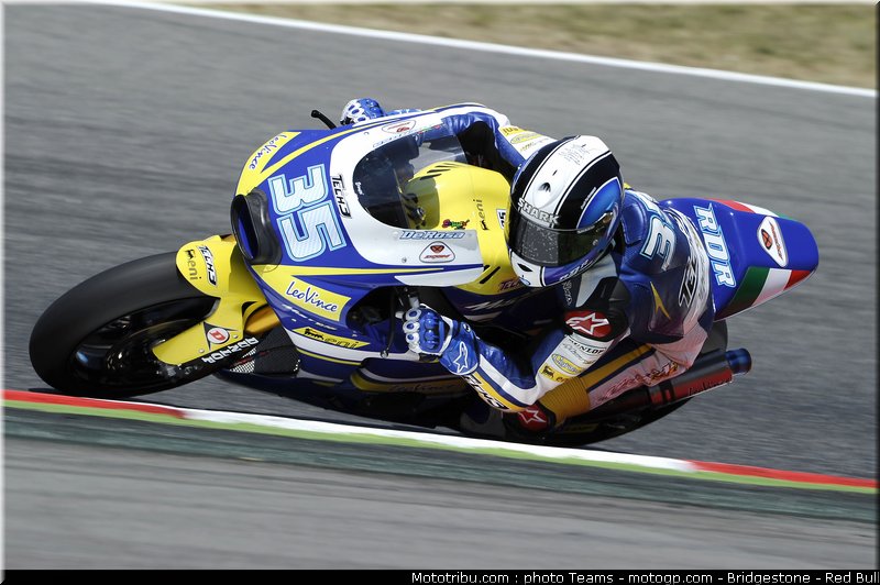 moto2_derosa_06_catalogne_2010