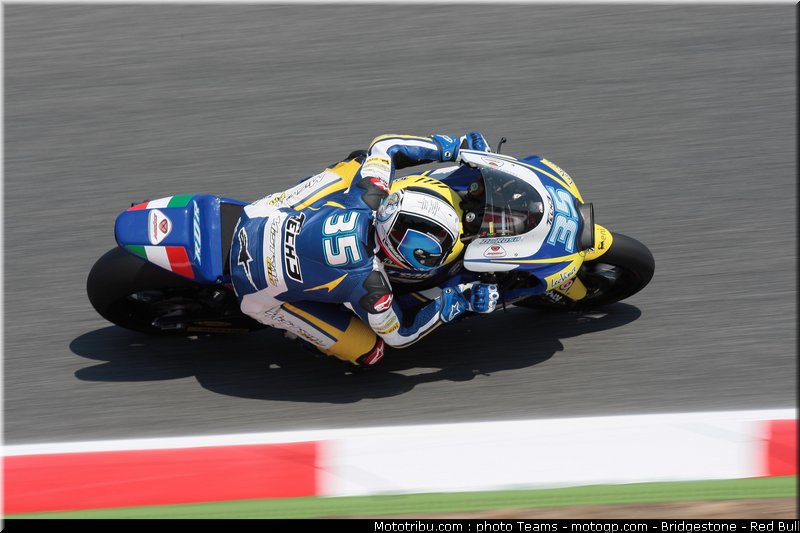 moto2_derosa_10_catalogne_2010