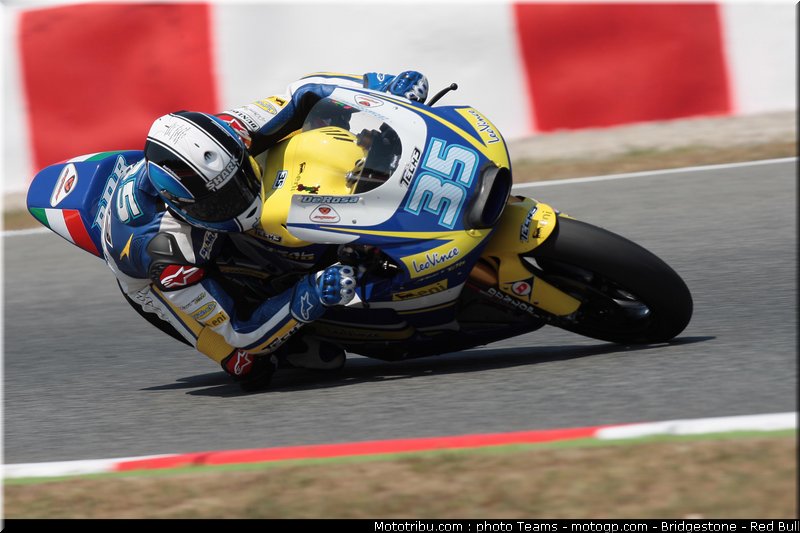 moto2_derosa_11_catalogne_2010