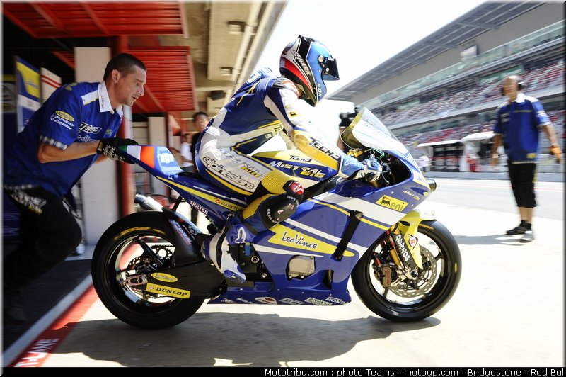 moto2_derosa_12_catalogne_2010