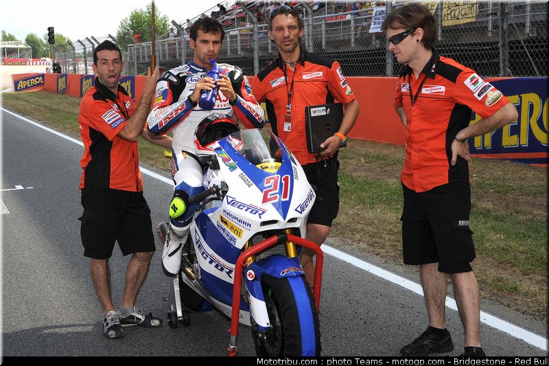 moto2_leonov_03_catalogne_2010