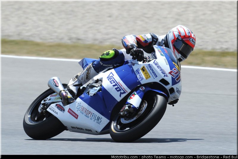 moto2_leonov_04_catalogne_2010