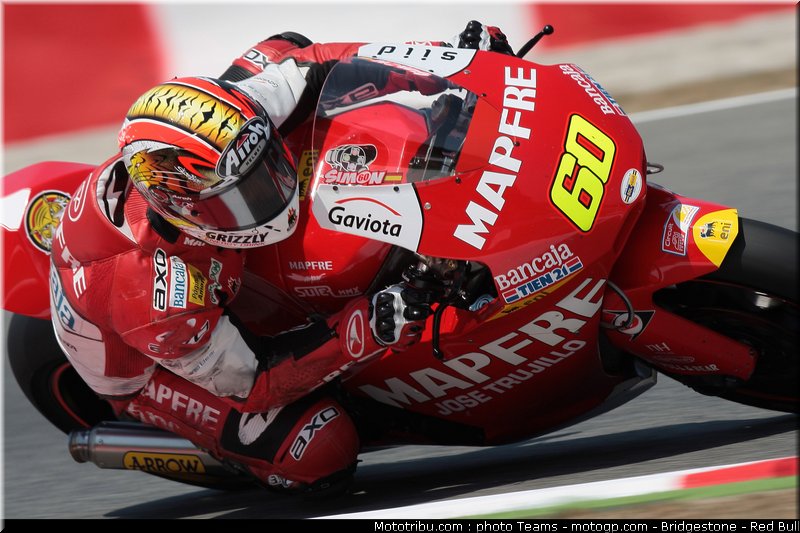 moto2_simon_07_catalogne_2010