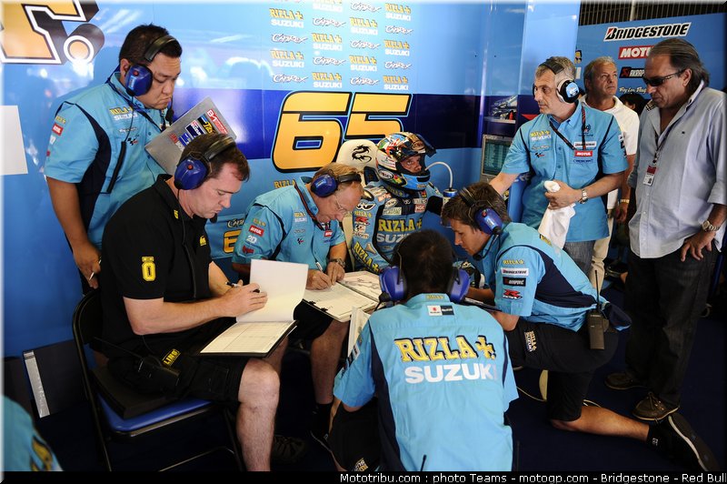 motogp_capirossi_18_catalogne_2010