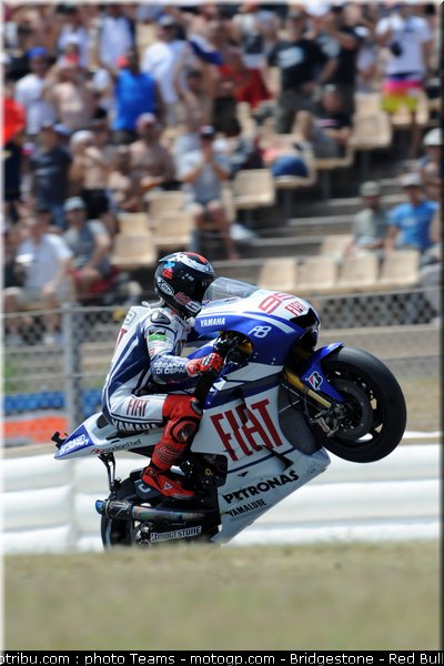 motogp_lorenzo_15_catalogne_2010