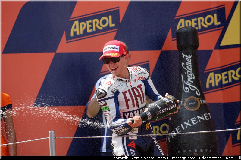 motogp_lorenzo_16_catalogne_2010